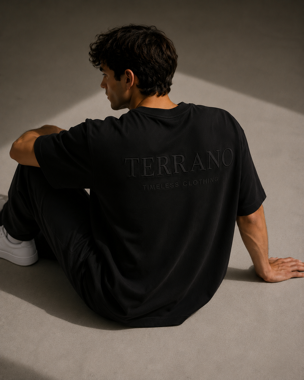 Signature Oversized Tee – Black
